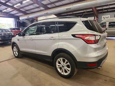 2018 Ford Escape VIN 1FMCU9GD2JUA75321 фото 2