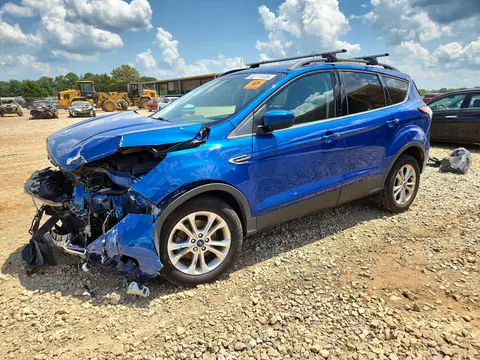 1FMCU0GD2JUB81893 — 2018 Ford Escape, Передняя часть (Front End), фото до ремонта