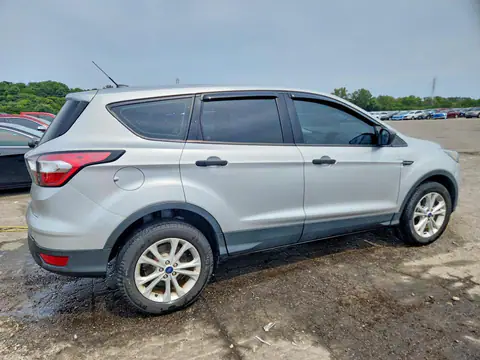 1FMCU0F78JUC47178 — 2018 Ford Escape, ფოტო 3, Copart 28.10.2026, მცირე ჩაღრმავებები და ნაკაწრები