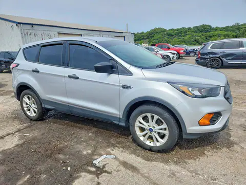 1FMCU0F78JUC47178 — 2018 Ford Escape, ფოტო 4, Copart 28.10.2026, მცირე ჩაღრმავებები და ნაკაწრები