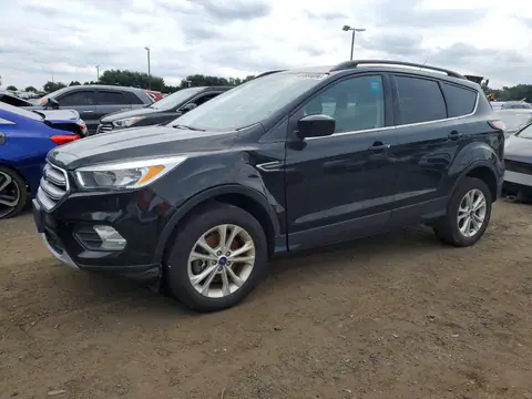 1FMCU9GD9JUB76128 — 2018 Ford Escape, Parte delantera (Front End), fotos antes de reparar