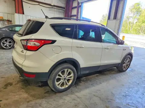 1FMCU9GD3JUA77434 — 2018 Ford Escape, zdjęcie 3 z Copart 21.09.2026, Bok
