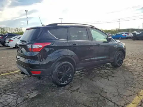 1FMCU9GD0JUB74834 — 2018 Ford Escape, фото 3 с аукциона Copart, ПЕРЕДНЯЯ ЧАСТЬ