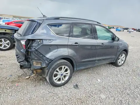 1FMCU9GD3JUD04945 — 2018 Ford Escape, photo 3 from Copart 06.10.2026, Rear end