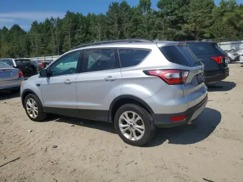1FMCU9GD4JUB76151 — 2018 Ford Escape, zdjęcie 2 z Copart 30.09.2026, Normalne zużycie