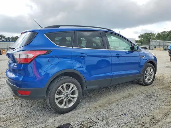 1FMCU0GD2JUD22817 — 2018 Ford Escape, фото 3 с аукциона Copart 30.09.2026, Механические повреждения