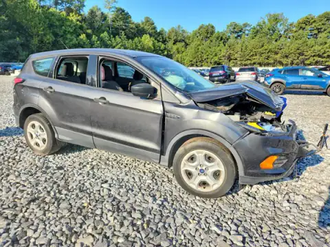 1FMCU0F75JUC77660 — 2018 Ford Escape, photo 4 from Copart, Front end