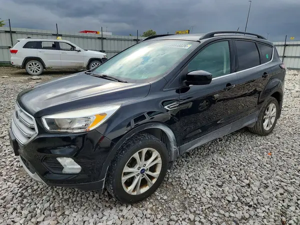 1FMCU0GD9JUA95092 Ford Escape 2018 — пошкодження Незначні вм’ятини й подряпини, фото до ремонту