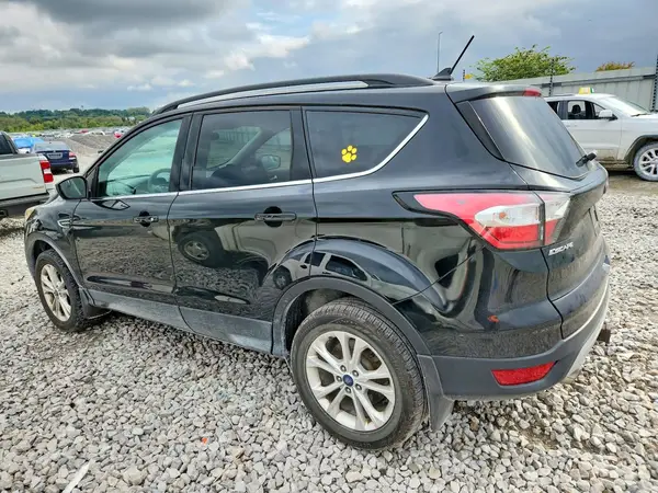 1FMCU0GD9JUA95092 — 2018 Ford Escape, фото 2 з Copart, Незначні вм’ятини й подряпини