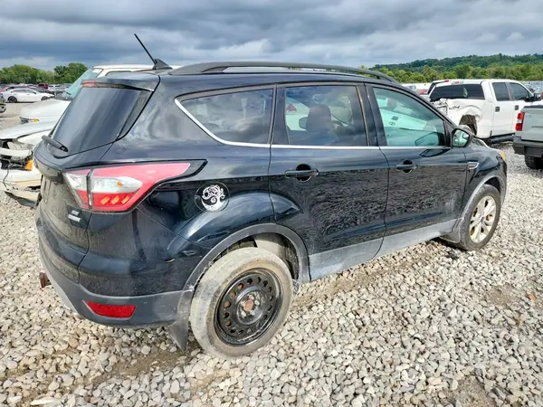 1FMCU0GD9JUA95092 — 2018 Ford Escape, фото 3 з Copart, Незначні вм’ятини й подряпини