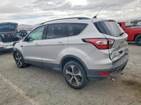 2018 Ford Escape VIN 1FMCU0HD5JUD37505 фото 2