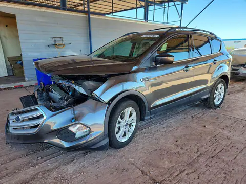 1FMCU0GD4JUC36053 Ford Escape 2018 — Front end damage, before-repair photo