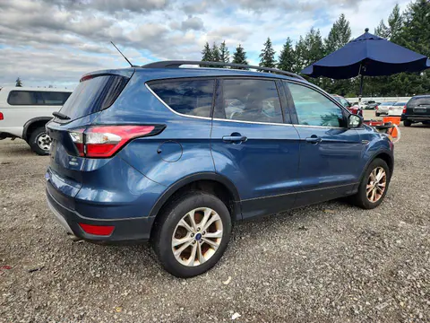 2018 Ford Escape VIN 1FMCU9GD8JUB61944 фото 3