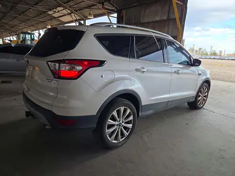 1FMCU0J91JUD51150 — 2018 Ford Escape, zdjęcie 3 z Copart 19.10.2026, Uszkodzenia mechaniczne