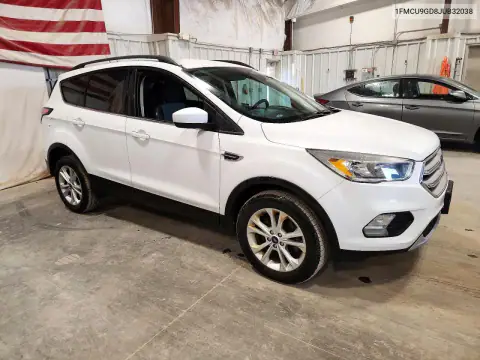 1FMCU9GD8JUB32038 — 2018 Ford Escape, photo 4 from Copart, Minor dents and scratches