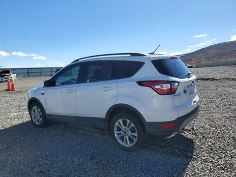 1FMCU9GD6JUC76834 — 2018 Ford Escape, ფოტო 2, Copart 29.10.2026, მცირე ჩაღრმავებები და ნაკაწრები