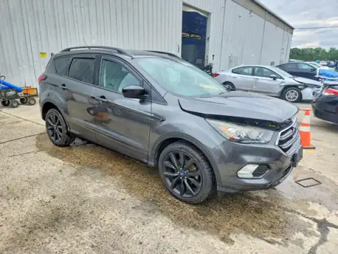 1FMCU0GD7KUB09377 — 2019 Ford Escape, photo 4 from Copart 05.10.2026, Flood