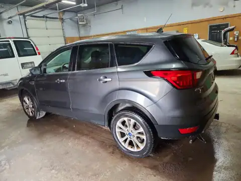 1FMCU9GD3KUB77180 — 2019 Ford Escape, photo 2 from Copart, Front end