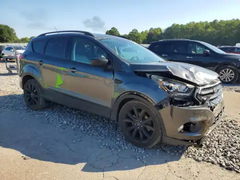 1FMCU0GD2KUB00540 — 2019 Ford Escape, foto 4 de Copart, Parte delantera