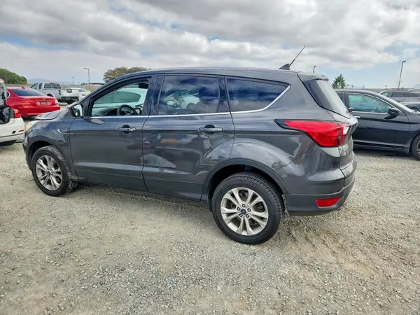 1FMCU0GD2KUB04927 — 2019 Ford Escape, photo 2 from Copart 29.09.2026, Mechanical damage