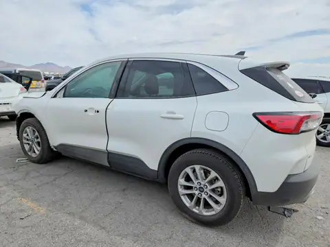 2021 Ford Escape VIN 1FMCU0BZ2MUA04638 фото 2
