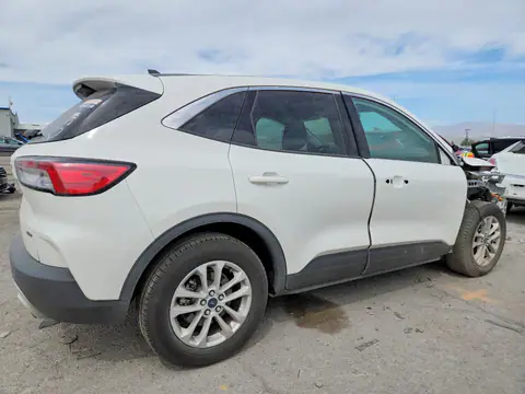 2021 Ford Escape VIN 1FMCU0BZ2MUA04638 фото 3