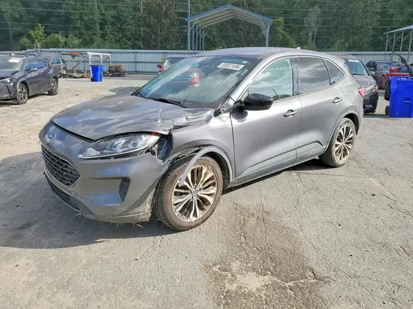 1FMCU0G66MUB20486 Ford Escape 2021 — Front end damage, before-repair photo