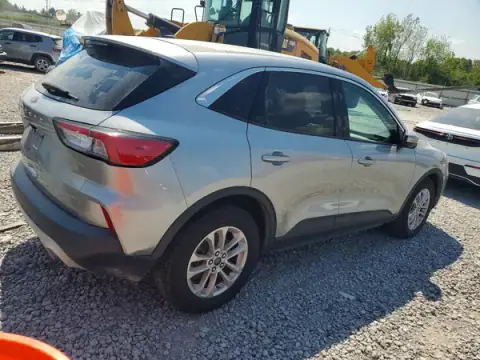 1FMCU0G6XMUA42598 — 2021 Ford Escape, zdjęcie 3 z Copart 06.10.2026, Uszkodzenia mechaniczne
