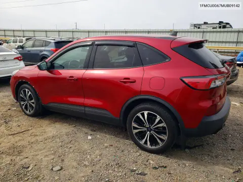2021 Ford Escape Se VIN 1FMCU0G67MUB09142 фото 2