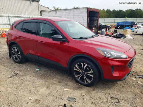 2021 Ford Escape Se VIN 1FMCU0G67MUB09142 фото 4