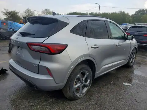 1FMCU0MZ2RUB49635 — 2024 Ford Escape, zdjęcie 3 z Copart, Przód