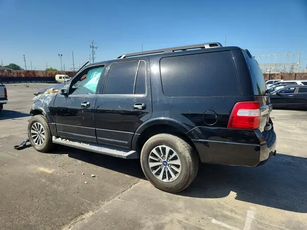 1FMJU1HT8HEA21699 — 2017 Ford Expedition, photo 2 from Copart, Front end