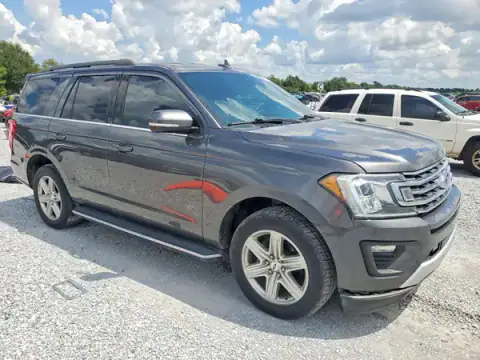 1FMJU1HT5JEA69327 — 2018 Ford Expedition, photo 4 from Copart, Minor dents and scratches