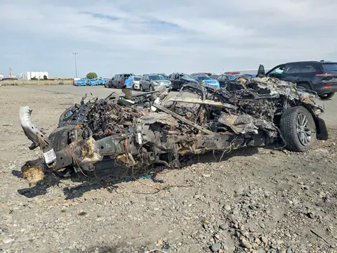 2021 Ford Expedition VIN 1FMJU2AT1MEA34496 фото 1