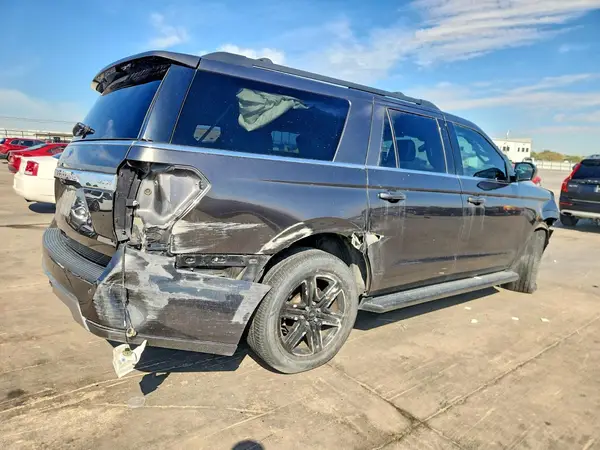 1FMJK1HT8MEA79845 — 2021 Ford Expedition, zdjęcie 3 z Copart, Przód