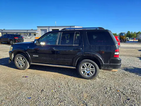1FMEU758X8UB32040 — 2008 Ford Explorer, photo 2 from Copart, Front end