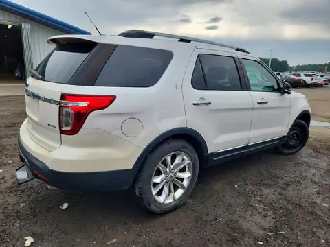 1FM5K8D85EGA40650 — 2014 Ford Explorer, фото 3 с аукциона Copart 29.09.2026, Механические повреждения