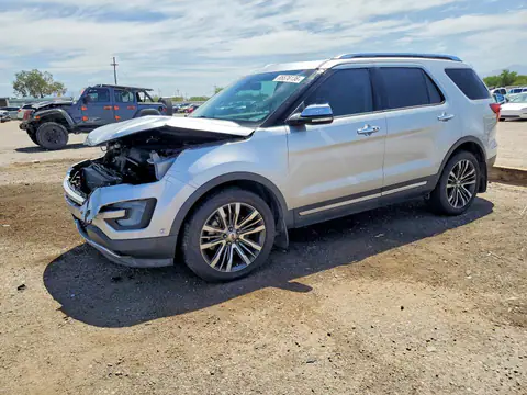 1FM5K8HT8GGB95467 — 2016 Ford Explorer, Przód (Front End), zdjęć przed naprawą