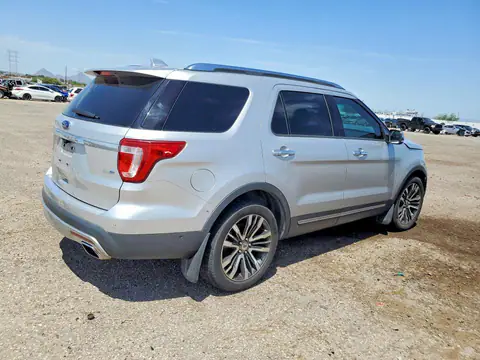 1FM5K8HT8GGB95467 — 2016 Ford Explorer, photo 3 from Copart 16.10.2026, Front end