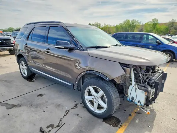 1FM5K8D81GGD02389 — 2016 Ford Explorer, photo 4 from Copart, Front end