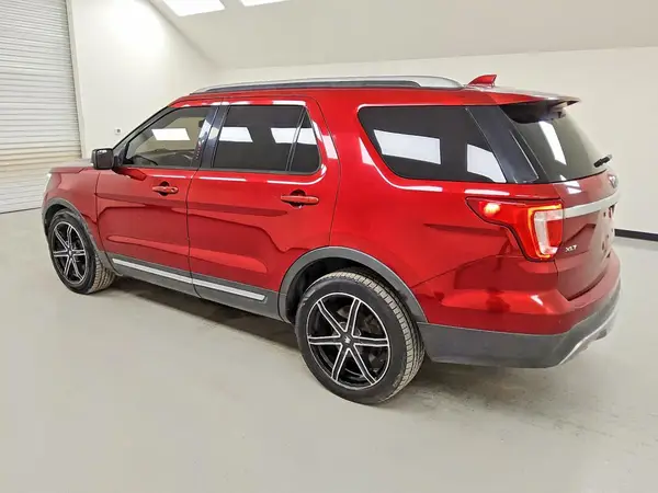 1FM5K7D84GGB41661 — 2016 Ford Explorer, photo 2 from Copart 01.10.2026, Mechanical damage