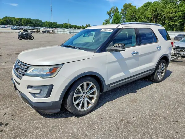 1FM5K7FH2GGB09076 Ford Explorer 2016 — повреждение Передняя часть, фото до ремонта