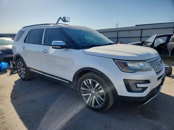 1FM5K8HT7GGB53064 — 2016 Ford Explorer, zdjęcie 4 z Copart 23.10.2026, Tył