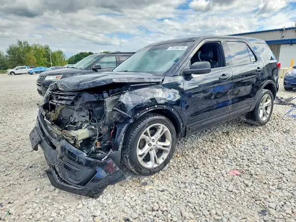 1FM5K8AR7GGA71933 Ford Explorer 2016 — uszkodzenie Przód, zdjęcie przed naprawą