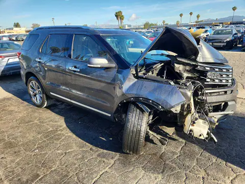 1FM5K8F89HGD99968 — 2017 Ford Explorer, photo 4 from Copart 06.10.2026, Front end