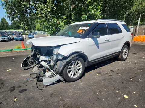 1FM5K7D89HGB62099 — 2017 Ford Explorer, Передня частина (Front End), фото до ремонту