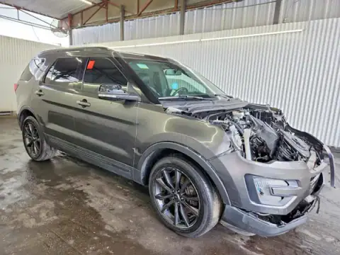1FM5K7D88HGC75011 — 2017 Ford Explorer, photo 4 from Copart 24.09.2026, Front end