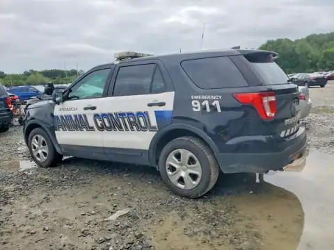 1FM5K8AR3HGA13285 — 2017 Ford Explorer, zdjęcie 2 z Copart, Przód