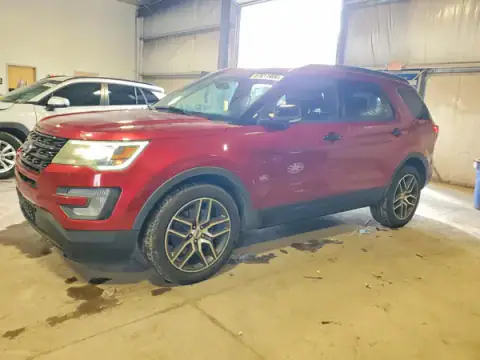 1FM5K8GT8HGD47671 — 2017 Ford Explorer, Wandalizm (Vandalism), zdjęć przed naprawą