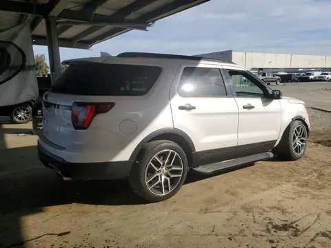 1FM5K8GTXHGD42309 — 2017 Ford Explorer, photo 3 from Copart 22.10.2026, Fire